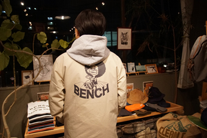 benchcoachjkt0227137.jpg