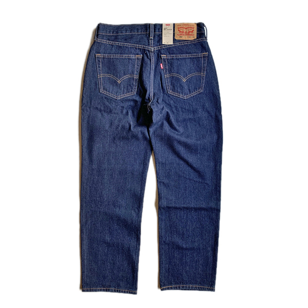 LEVIS04015.jpg