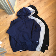 CHAMPION USA の REVERSE WEAVE HOODY , CREW NECK が入荷しました。