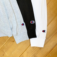 CHAMPION のアイテムが入荷しました。