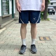 Military surplus のアイテムが入荷しました。