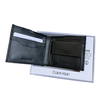 Calvin Klein のアイテムが入荷しました。