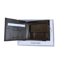 Calvin Klein のアイテムが入荷しました。