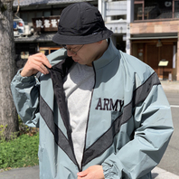 Military surplus / dead stock のアイテムが入荷しました。