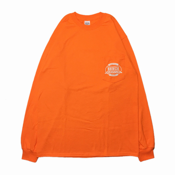 ＢＥＮＣＨ　／　ＬＯＧＯ　ＰＯＣＫＥＴ　ＬＳ　ＴＥＥ　（ＯＲＡＮＧＥ）