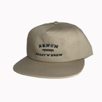 BENCH / COLLEGE LOGO CAP (KHAKI)