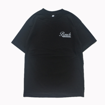 ＢＥＮＣＨ　／　ＳＭＡＬＬ　ＣＯＦＦＥＥ　ＬＯＧＯ　ＴＥＥ　（ＢＬＡＣＫ）