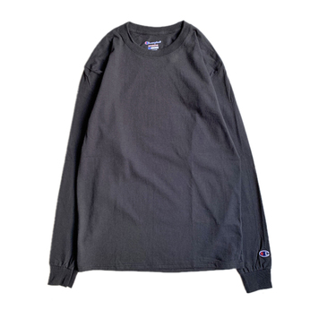 ＣＨＡＭＰＩＯＮ　ＵＳＡ　／　５．２ｏｚ　Ｌｏｎｇ　Ｓｌｅｅｖｅ　Ｔｅｅ　（ＢＬＡＣＫ）