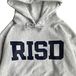 ＲＩＳＤ（Ｒｈｏｄｅ　Ｉｓｌａｎｄ　Ｓｃｈｏｏｌ　ｏｆ　Ｄｅｓｉｇｎ）　／　ＬＯＧＯ　ＨＯＯＤＩＥ　（ＳＩＬＶＥＲ　ＧＲＥＹ）