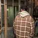 ＷＲＡＮＧＬＥＲ　／　ＦＬＡＮＮＥＬ　ＳＨＩＲＴ　ＪＡＣＫＥＴ　（ＢＲＯＷＮ）