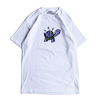 ＫＲＵ　ＮＹＣ　／　ＫＲＵ　ＴＵＲＴＬＥ　ＴＥＥ　（ＷＨＩＴＥ）