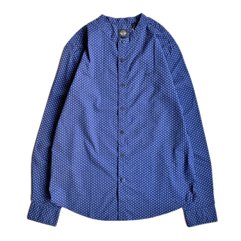 Ｄｏｃｋｅｒｓ　ｂｙ　Ｌｅｖｉ’ｓ　／　ＮＯ　ＣＯＬＬＥＲ　ＳＨＩＲＴ　（ＮＡＶＹ）