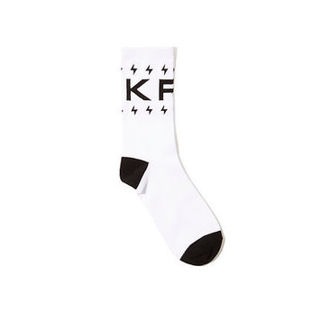 ＫＲＵ　ＮＹＣ　／　Ｋｒｕ　Ｋｎｉｔｔｅｄ　Ｓｏｃｋｓ　（ＷＨＩＴＥ）