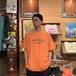 ＢＥＮＣＨ　／　ＣＯＬＬＥＧＥ　ＬＯＧＯ　ＴＥＥ　（ＭＡＮＧＯ）