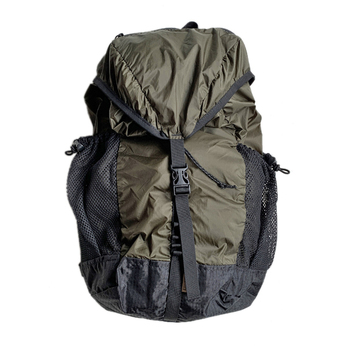 ＥＱＵＩＮＯＸ　／　Ｐａｒｕｌａ　Ｕｌｔｒａｌｉｔｅ　Ｄａｙｐａｃｋ　（ＯＬＩＶＥ）