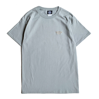 ＢＥＮＣＨ　／　Ｃｏｌｌｅｇｅ　ｌｏｇｏ　ｅｍｂｒｏｉｄｅｒｙ　Ｔｅｅ　（Ｓｔｏｎｅ　ｗａｓｈ　ｇｒｅｅｎ）