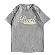 BENCH / COFFEE LOGO TEE (SAND)
