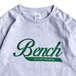 ＢＥＮＣＨ　／　ＣＯＦＦＥＥ　ＬＯＧＯ　ＴＥＥ　（ＡＳＨ）