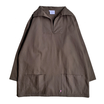 Ｎｅｗｌｙｎ　Ｓｍｏｃｋｓ　／　Ｖ　Ｎｅｃｋ　Ｓｍｏｃｋ　（ＢＲＯＷＮ）