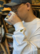 ＢＥＮＣＨ　／　Ｂｅｅ　Ｌｏｇｏ　Ｅｍｂｒｏｉｄｅｒｙ　ＬＳ　Ｔｅｅ　（Ｗｈｉｔｅ）