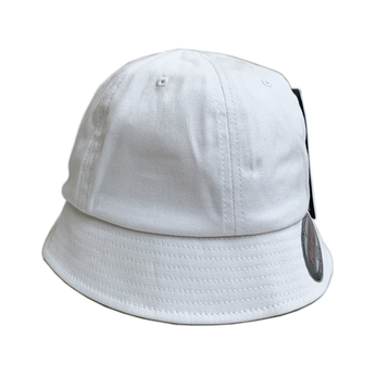 Ｆｌｅｘｆｉｔ　／　Ｓｈｏｒｔ　Ｂｒｉｍ　Ｂａｌｌ　Ｈａｔ　（Ｗｈｉｔｅ）