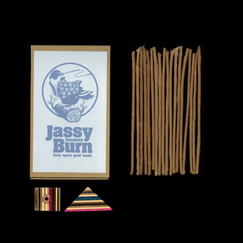 Ｊａｓｓｙ　Ｂｕｒｎ　／　Ｈａｎｄｍａｄｅ　ｏｒｇａｎｉｃ　ｉｎｃｅｎｓｅ　（Ｓｉｌｅｎｔ　Ｂｌｏｏｍ）